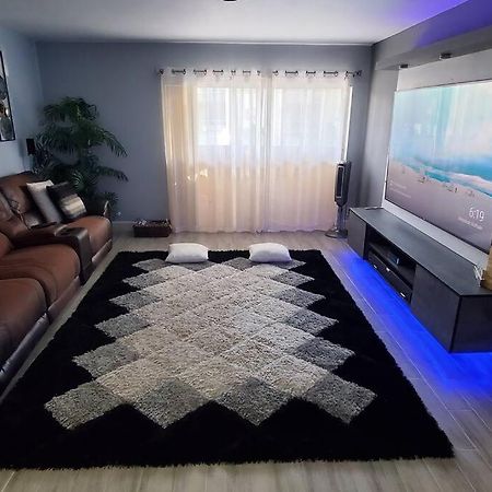 Fully Furnished, Beautiful, Spacious Two Bedroom Condo Lauderhill Buitenkant foto